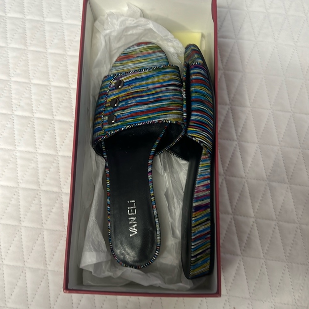 Vaneli flat sandals